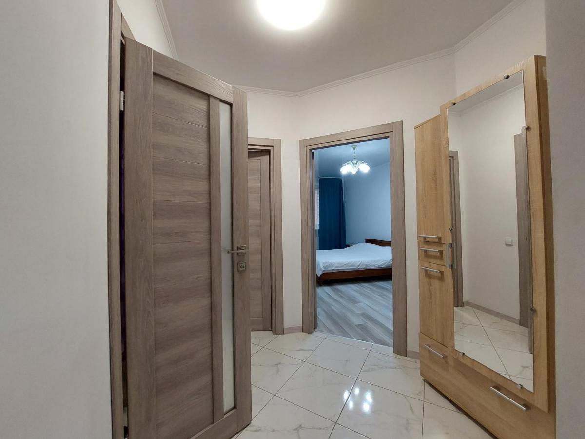 Яровиця 11 Lutsk Eksteriør bilde